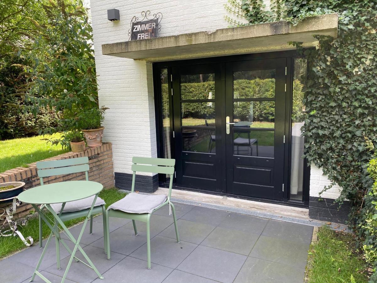 La Grange 28 Bed and Breakfast Bergen op Zoom Exteriör bild